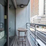 In Near The Seawall Apartman *
