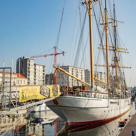 아파트 In Near The Seawall 오스텐드