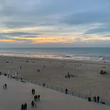 In Near The Seawall 아파트 *